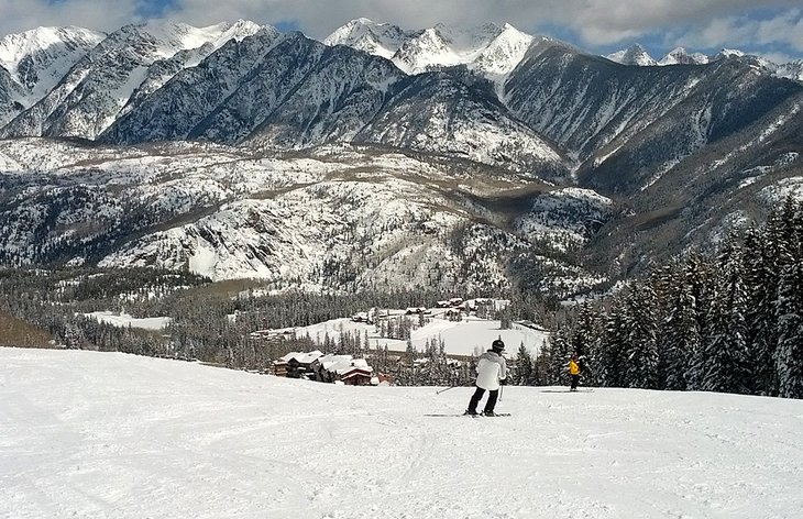 9 mejores estaciones de esquí baratas en Colorado