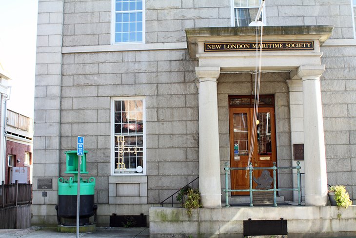 The New London Custom House Maritime Museum brings historic beauty to Bank Street