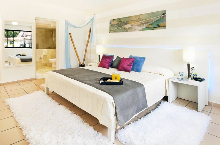 Photo Source: BlueBay Villas Doradas
