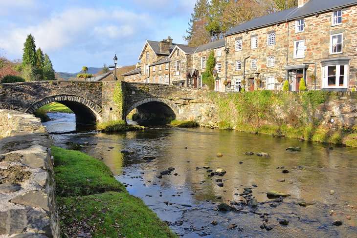 The picturesque bridge in the center of Beddgelert
