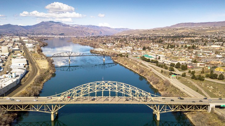 Aerial view of the Columbia River and Wenatchee