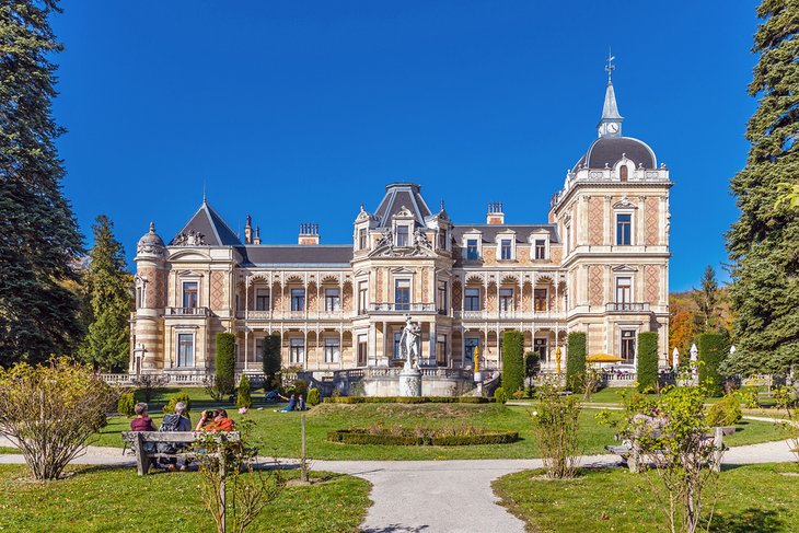 Hermes Villa in the Lainzer Wildlife Park