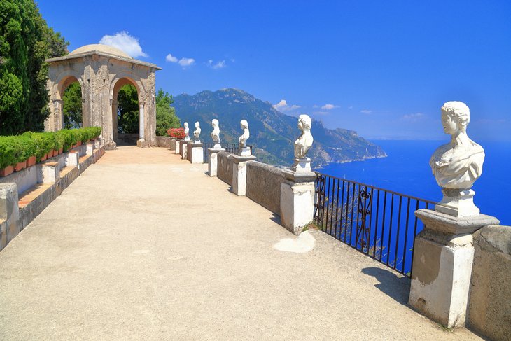 straf Periodisk længst 10 Top Attractions & Places to Visit on the Amalfi Coast | PlanetWare