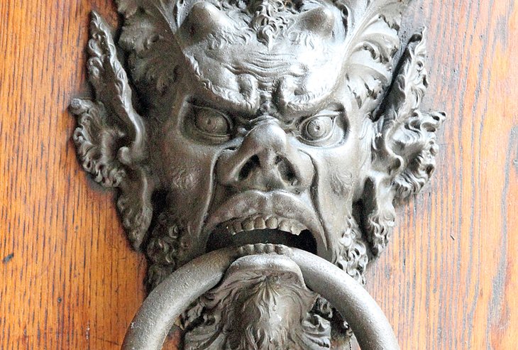 Door knocker at the Palazzo Viti