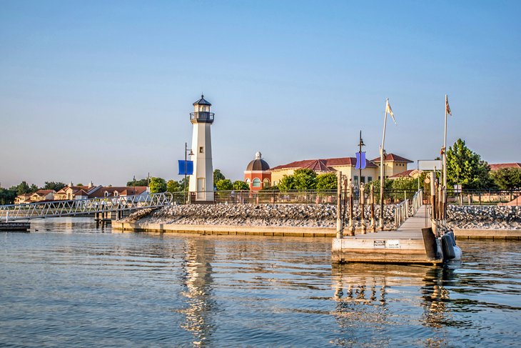 Harbor Bay Marina on Lake Ray Hubbard