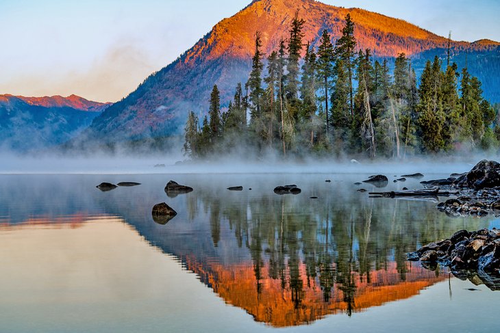 Lake Wenatchee at sunrise