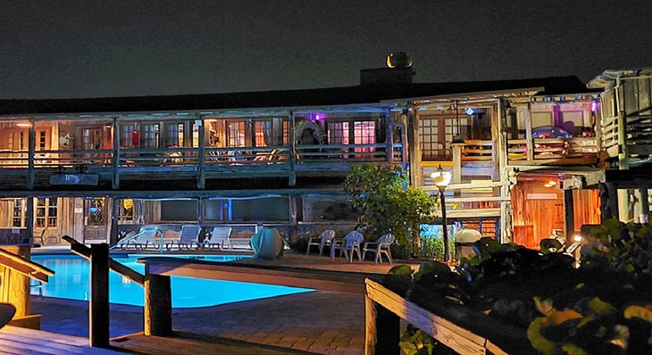 Driftwood Resort