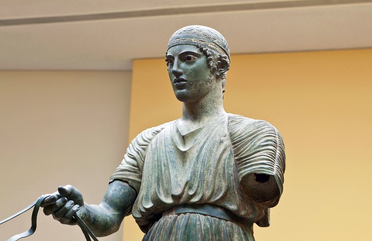 Charioteer of Delphi Statue