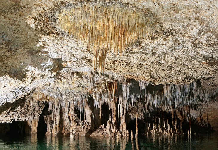 Rio Secreto underground caverns