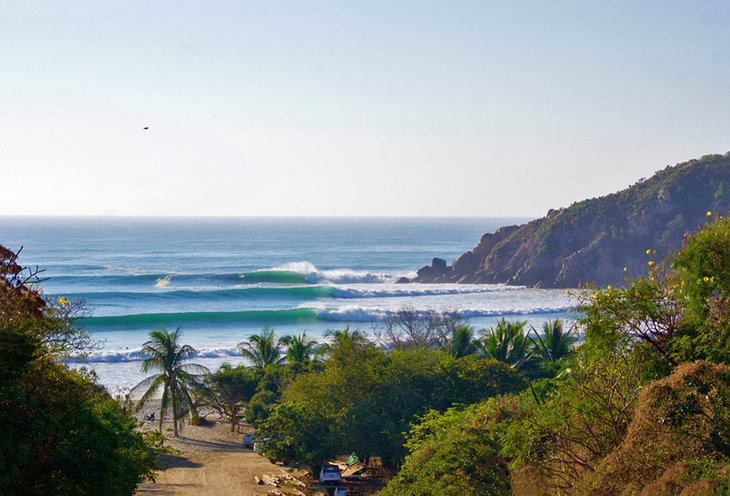 Barra de La Cruz with big waves