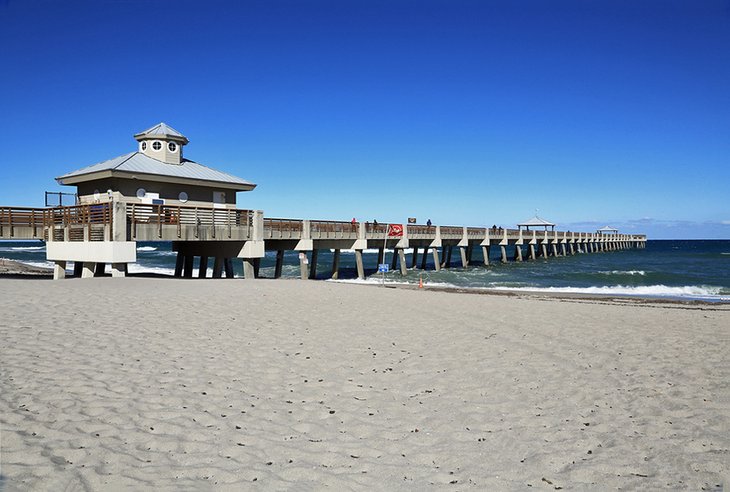 Juno Beach Pier