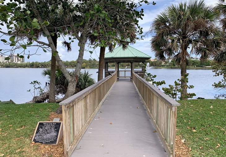 A pavilion juts into Pelican Lake.