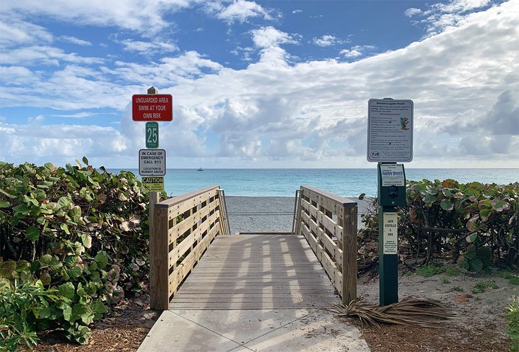 Steps leading down to the dog-friendly area of Jupiter Beach 