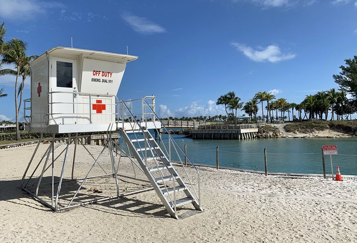 The lifeguard stand at Dubois Park