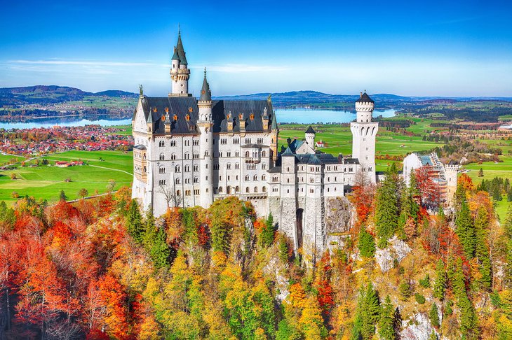 Neuschwanstein Castle in autumn