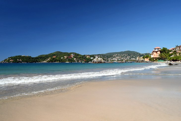 Playa la Ropa, Zihuatanejo