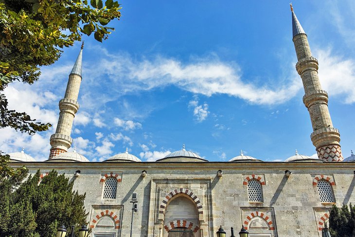 Üç Şerefeli (Three Balconies) Mosque