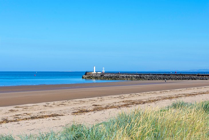 Ayr Beach