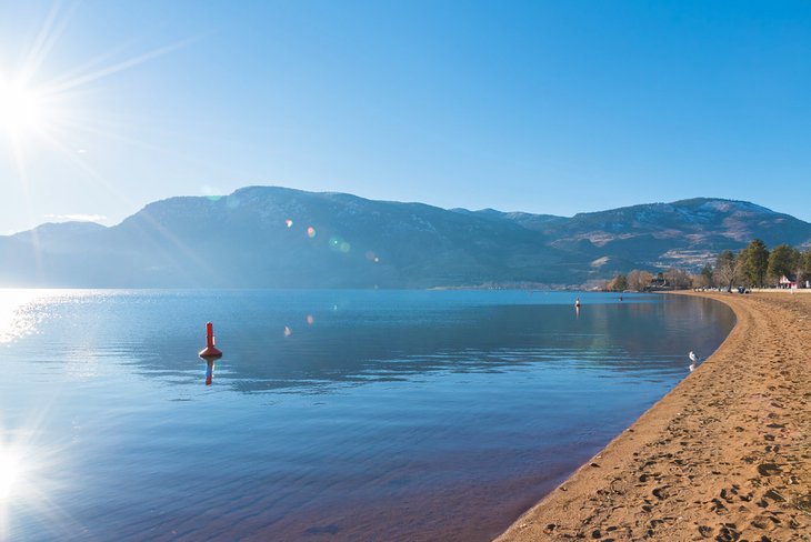 Sunny day at Skaha Beach