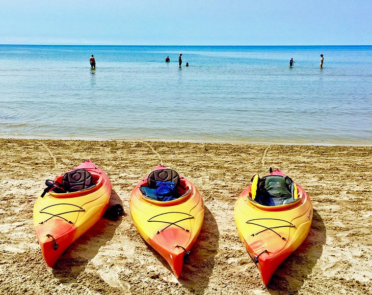 Kayaks on Wasaga Beach