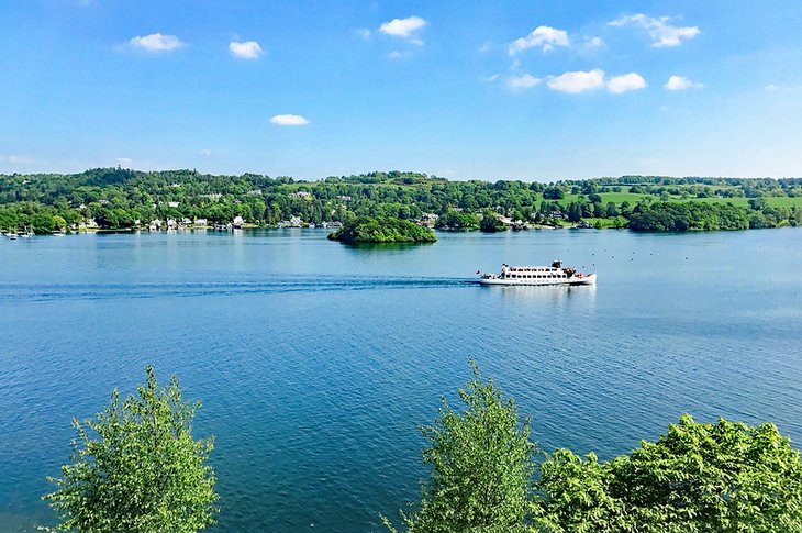 Cruise on Lake Windermere in the Lake District