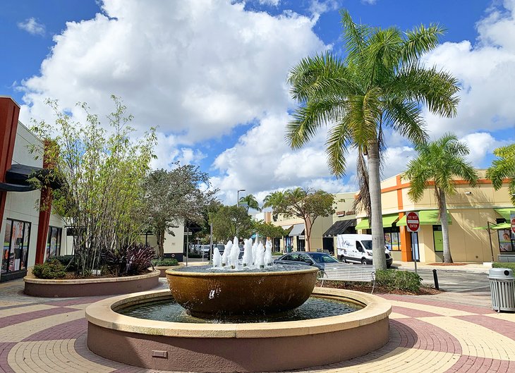 A fountain enhances the ambience at Promenade Coconut Creek.