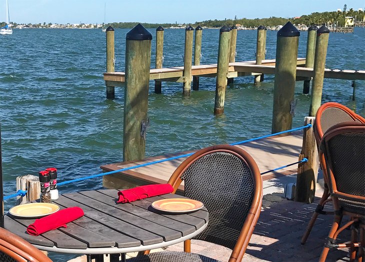 Seaside dining in Key Largo