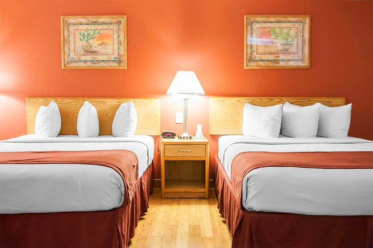 Source de la photo : Vieille ville d'Econo Lodge