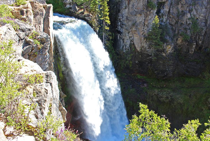 View from the edge of Tumalo Falls