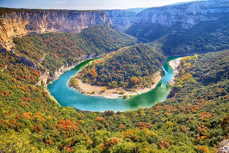 Explorando las gargantas de l&#8217;Ardeche: un trayecto en automóvil