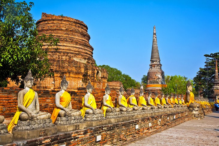 Buddha statues at Wat Yai Chai Mongkol