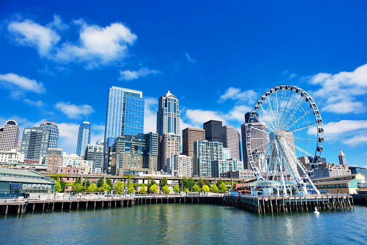 Ferris wheel on the Seattle waterfront