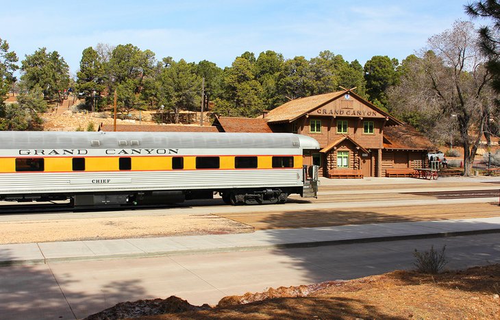 Grand Canyon trail at the railway station at the Grand Canyon