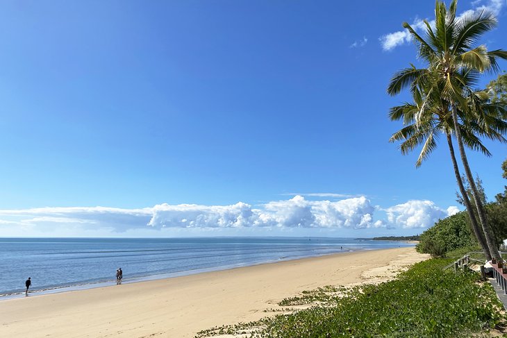 Scarness Beach