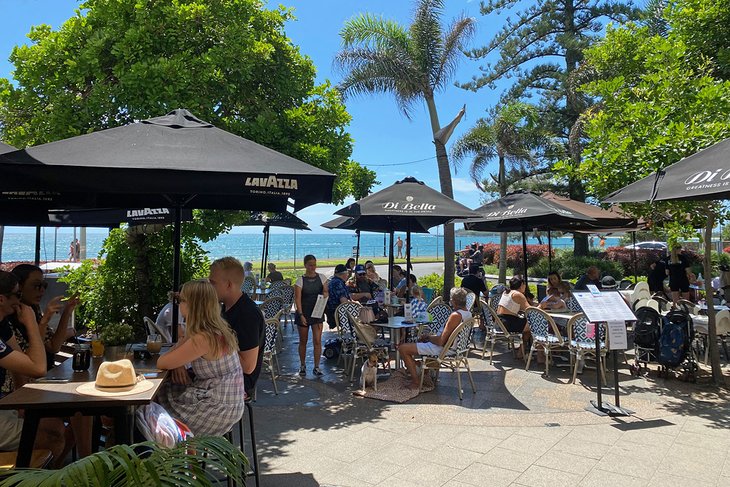 Dining along the Mooloolaba Esplanade