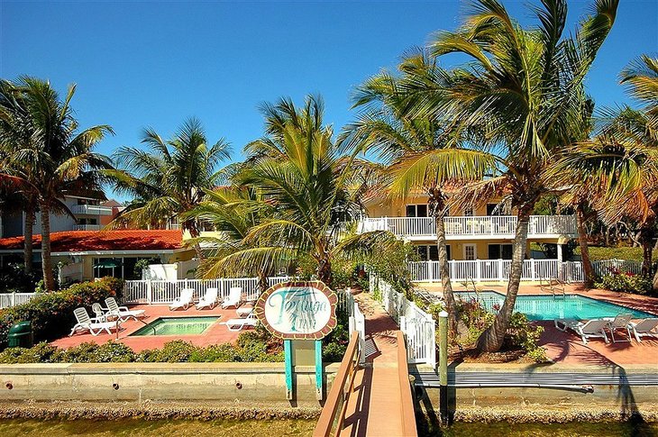 Photo Source: Tortuga Inn Beach Resort