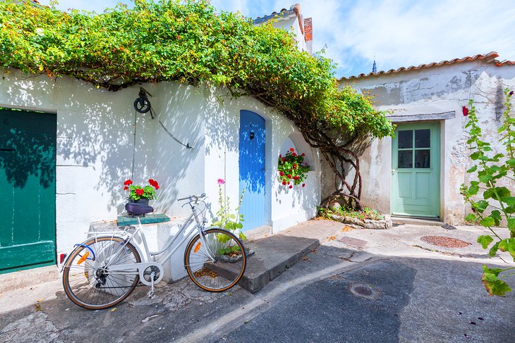 28 atracciones principales y hermosos pueblos en Poitou-Charentes