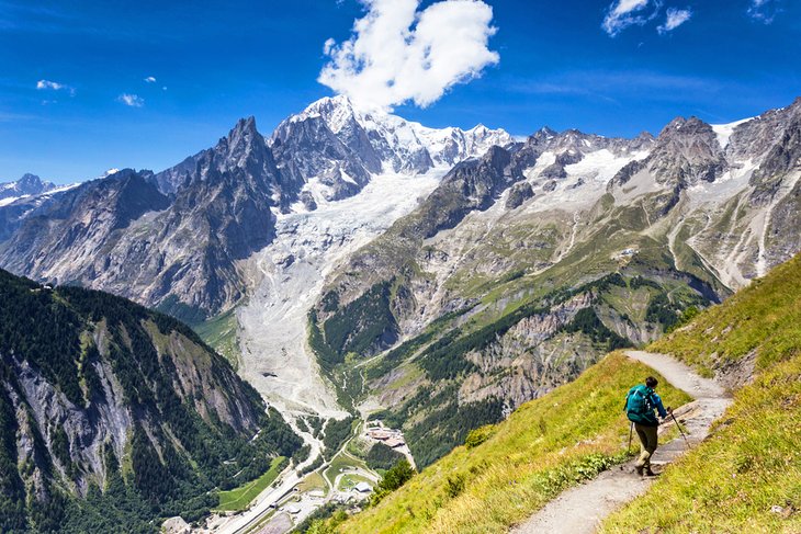 Hiking trail on Mont Blanc