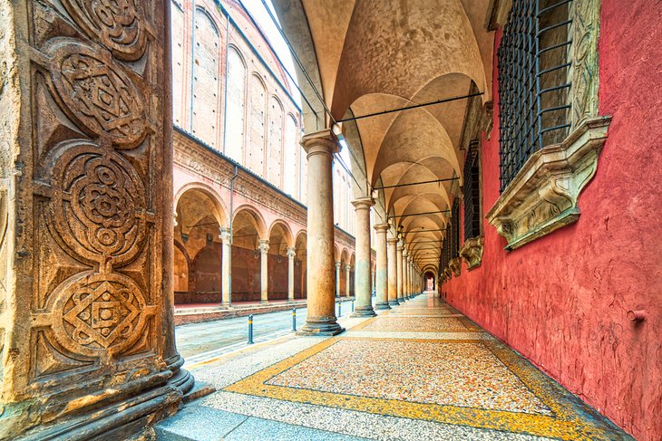 Beautiful porticoes in Bologna