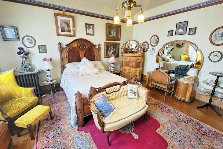 Bedroom at the Copper King Mansion