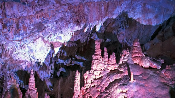 Paradise Room, Lewis and Clark Caverns