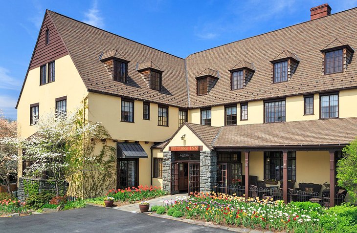 Photo Source: The Settlers Inn