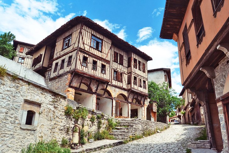 Rue pavée de la ville de Safranbolu, classée au patrimoine mondial de l'UNESCO