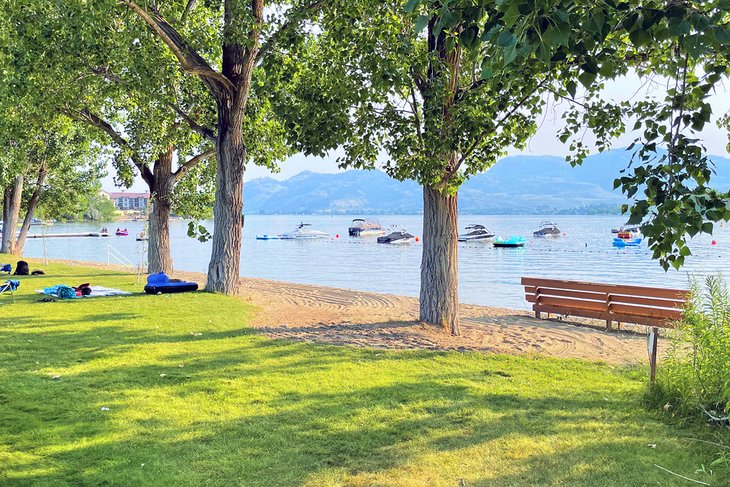 Beach area at Island View RV Resort