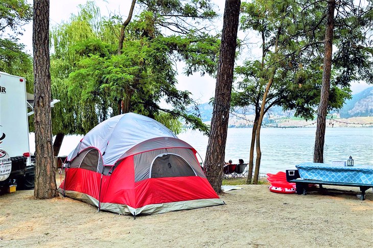 Camping at Banbury Green