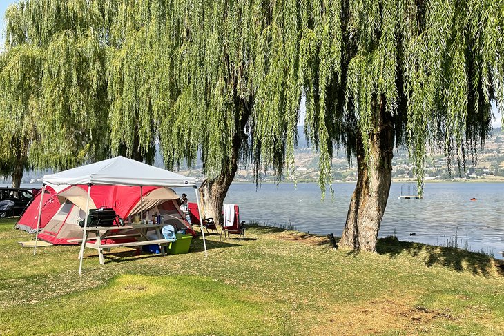 Parc de camping-car et terrain de camping de Swan Lake