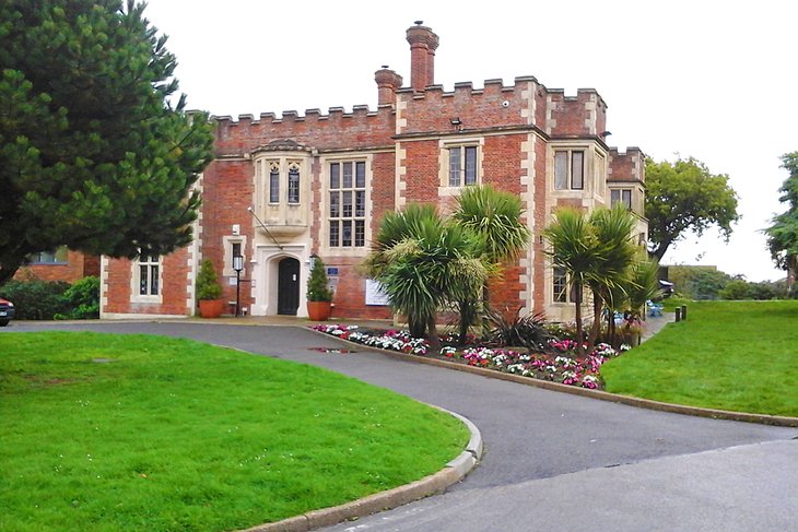 Hastings Museum and Art Gallery