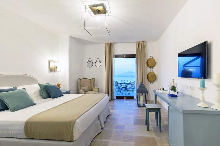 Photo Source: Romantic Relais Sorrento