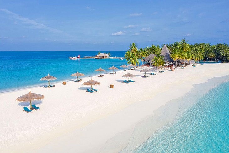 Photo Source: Veligandu Island Resort & Spa
