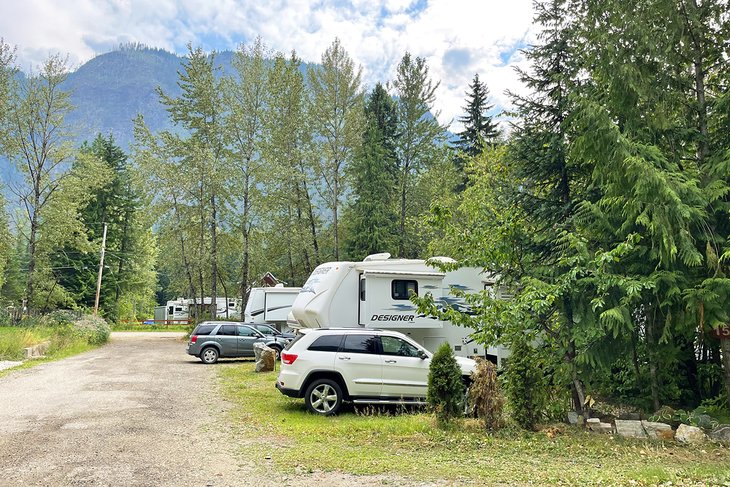 Smokey Bear Campground Resort